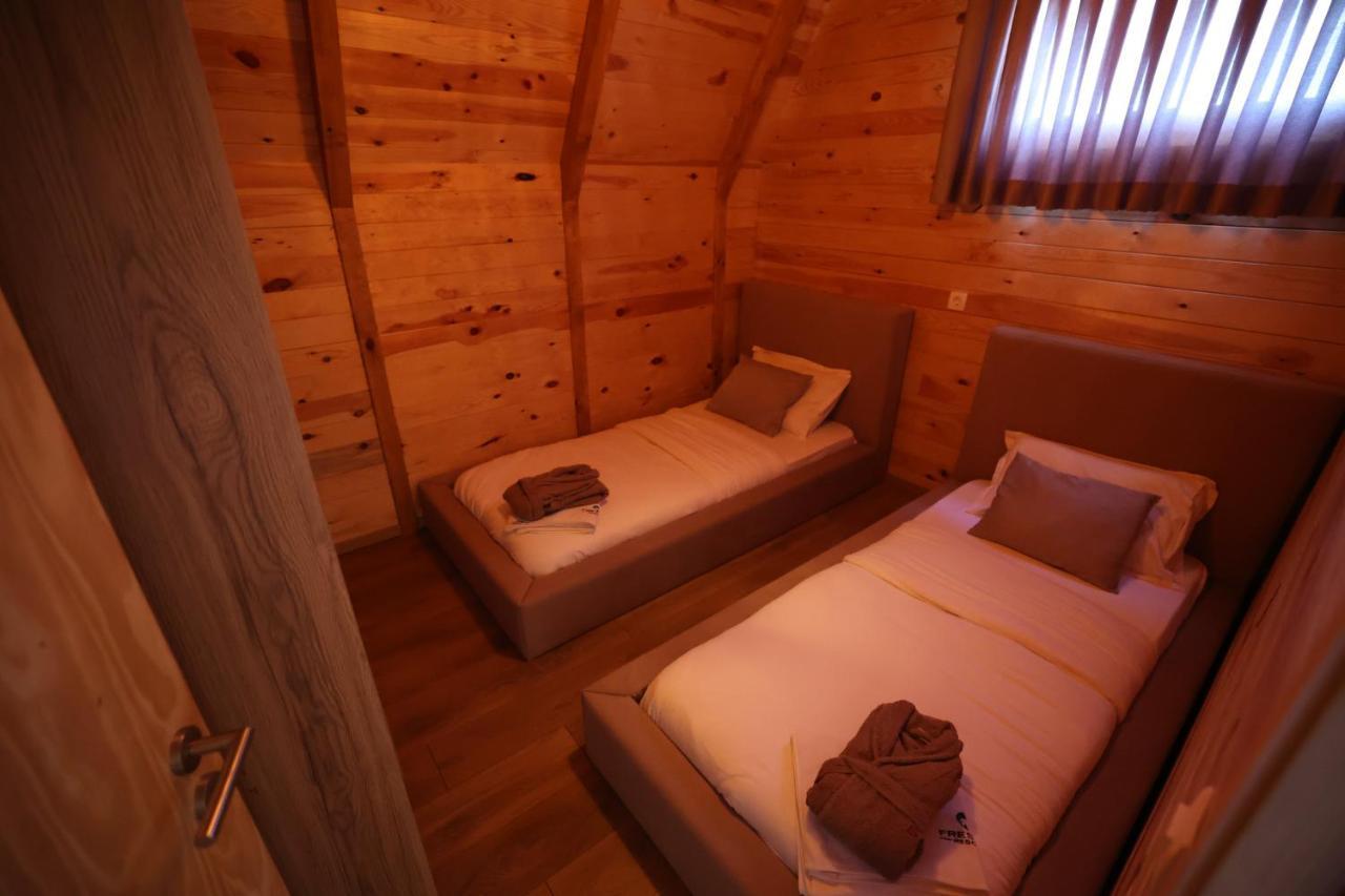 Freskia Resort Ferizaj Exterior foto